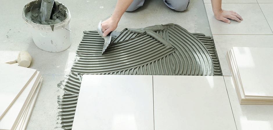 Способы укладки керамической плитки: обзор популярных техник и их особенности 